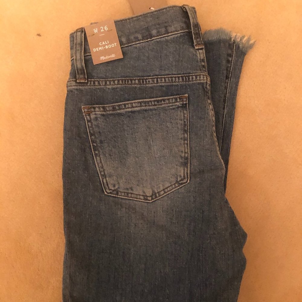 *NWT* Madewell Cali Boot Jean Size 26 w/ Raw Hem